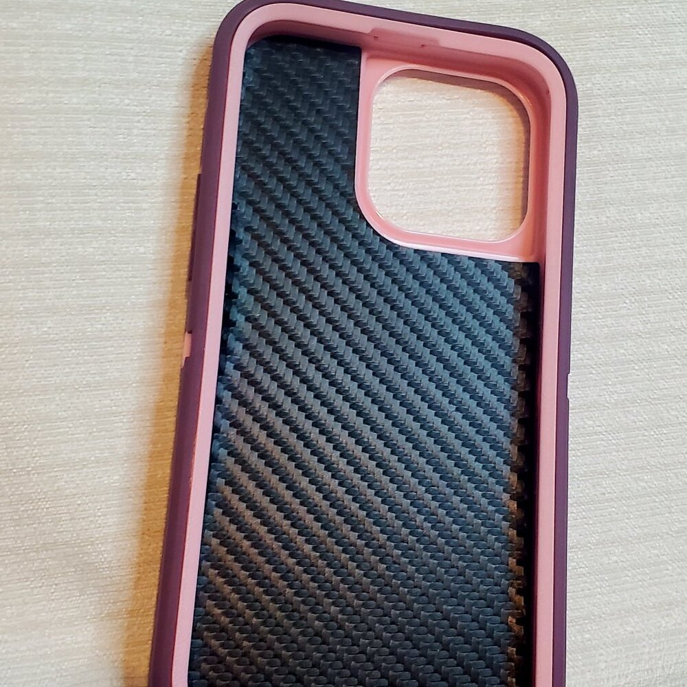 Phone case - Picture 2 of 5